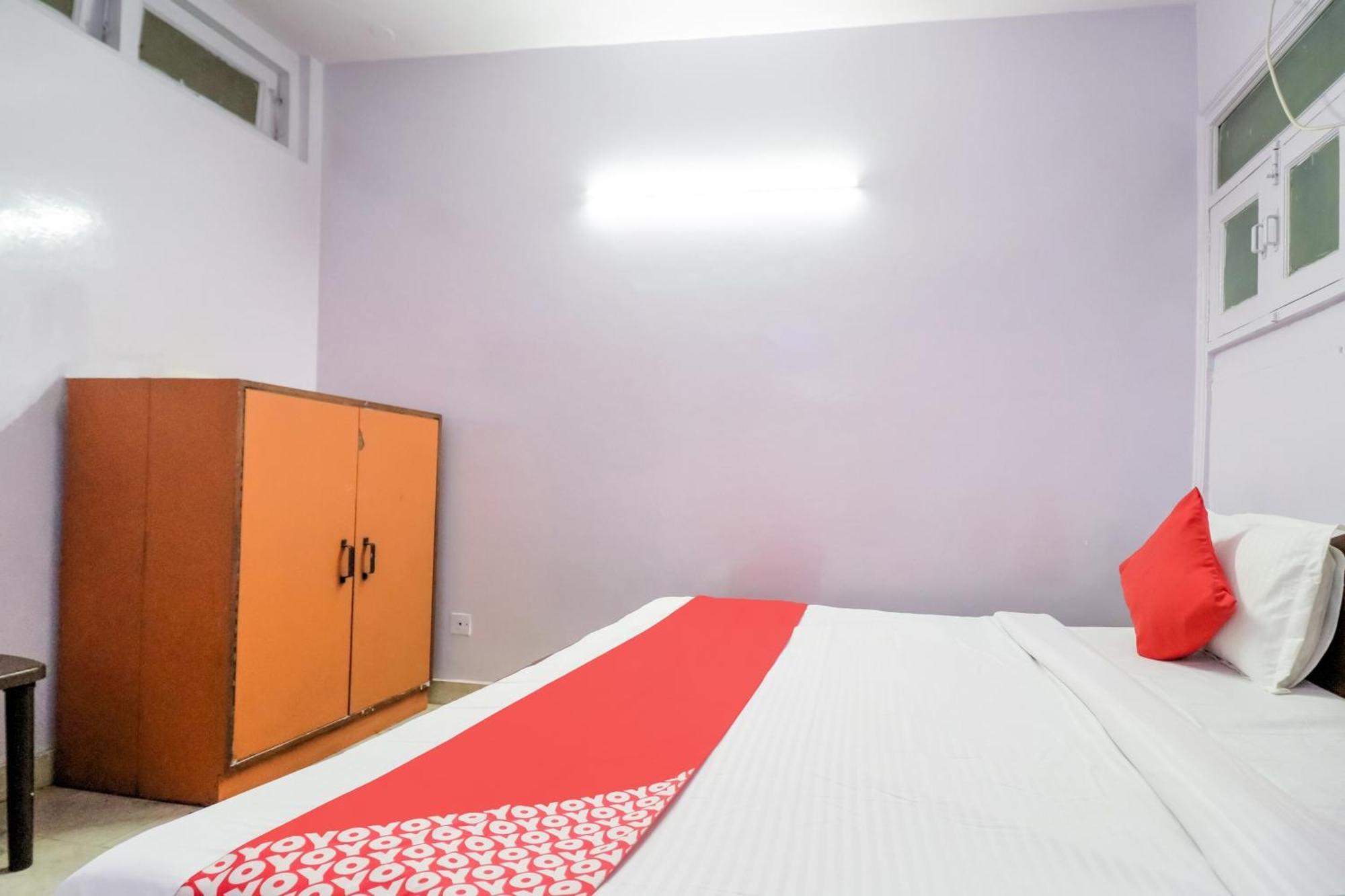 Hotel O Chandu Inn New Delhi Exterior photo